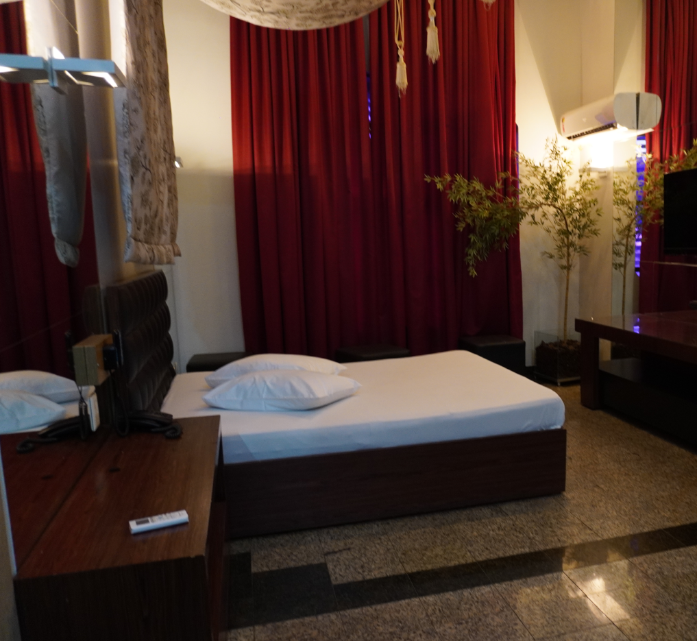 Solarium-com-piscina-3.webp